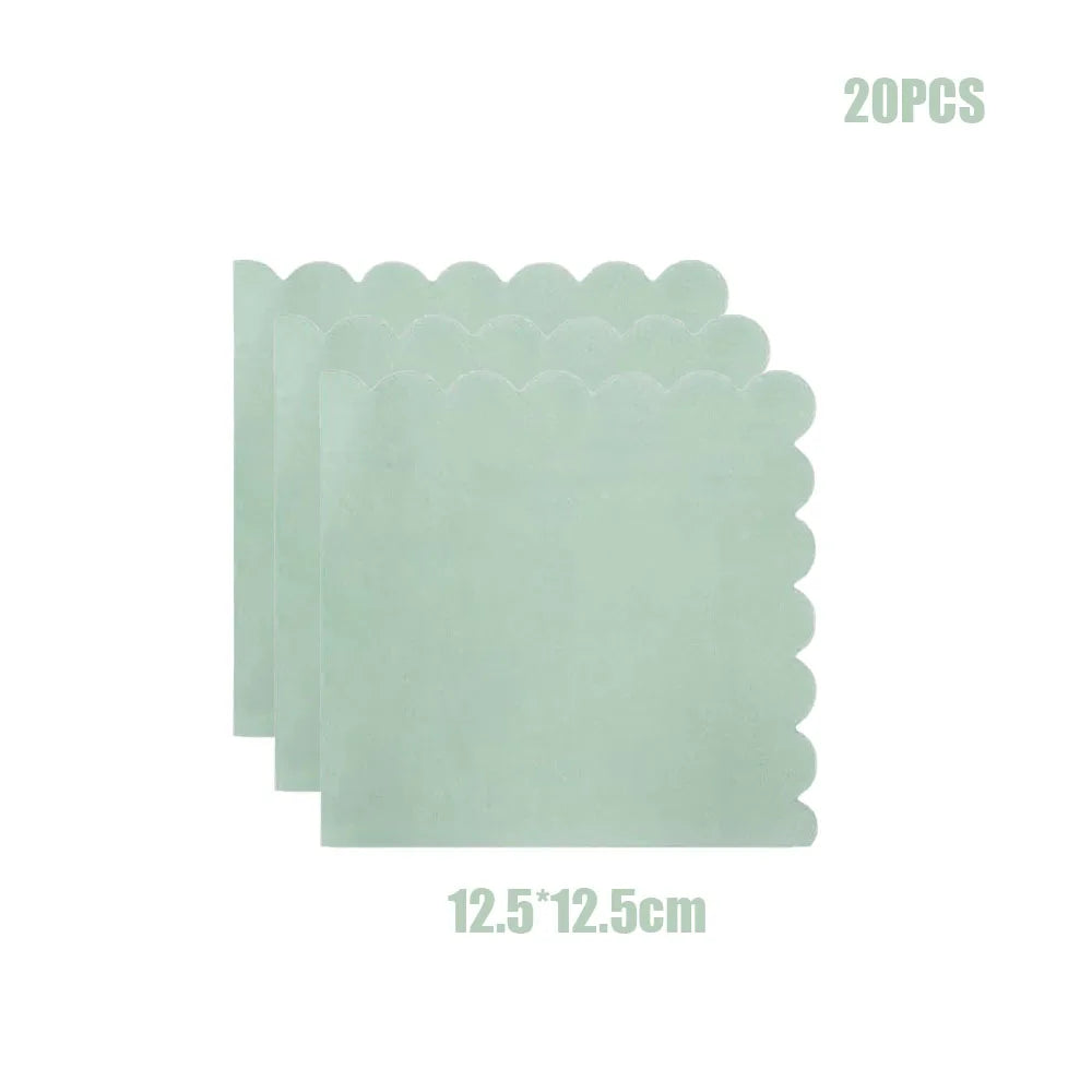 Petal Shaped Pastel Coloured 7/9 Inch Disposals  for Weddings Birthdays Baby Showers Party Supplies